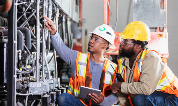 Best Electrical Repair Services  in Windsor Heights, IA